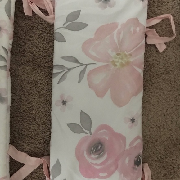 sweet jojo Other Preowned Sweet Jojo Baby Bumpers Blush Floral